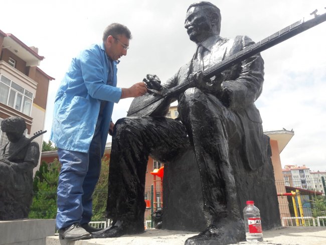 9’uncu-kez-kirilan-heykeller-yapildi-(1).jpg