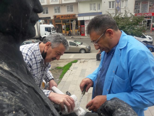 9’uncu-kez-kirilan-heykeller-yapildi-(4).jpg