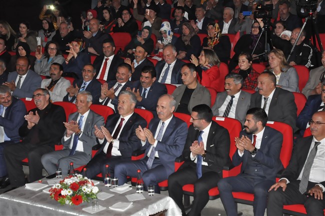 ak-parti-genel-baskan-vekili-kurtulmus-“emperyalistlere-hadlerini-bildirecegiz”-(10).jpg