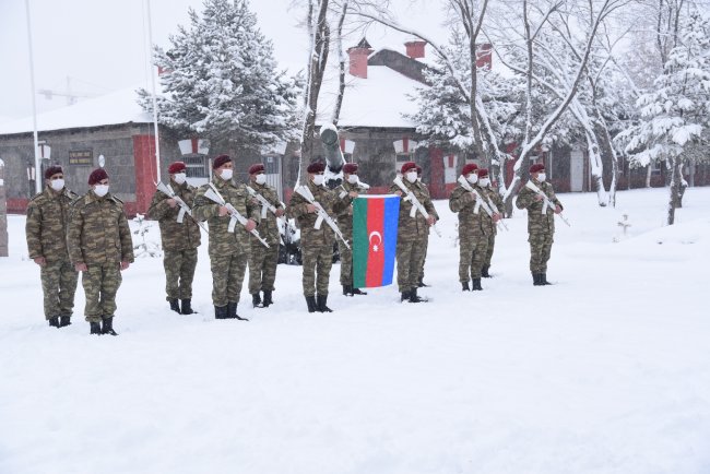 azerbaycan-ordusu-“kis-tatbikati”-icin-karsa-geldi-(4).jpg