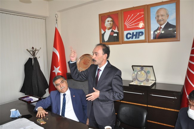 dsp-kars-il-baskani-ve-yonetimi-chp’ye-gecti-(6).jpg