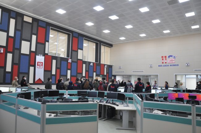 kars’ta-112-acil-cagri-merkezi-faaliyete-gecti!-(5)-001.jpg