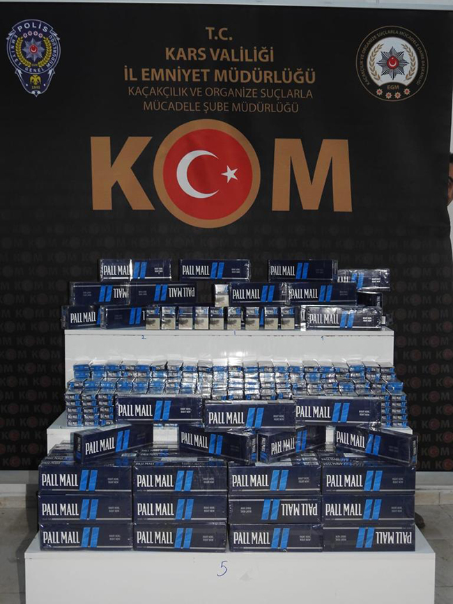 kars’ta-bin-527-paket-kacak-sigara-ele-gecirildi-(3).jpg