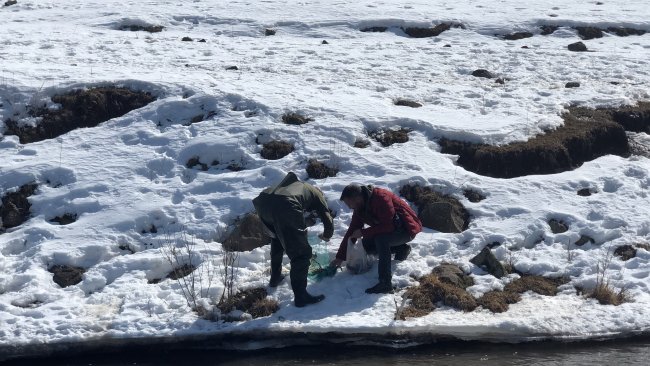 kars’ta-dereler-balikcilarin-akinina-ugradi-(8).jpg
