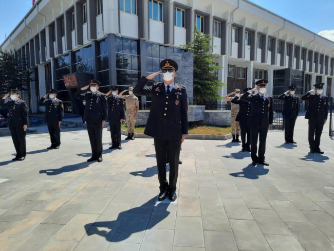 kars’ta-jandarma-teskilatinin-182.-yildonumu-etkinligi-(4).jpg