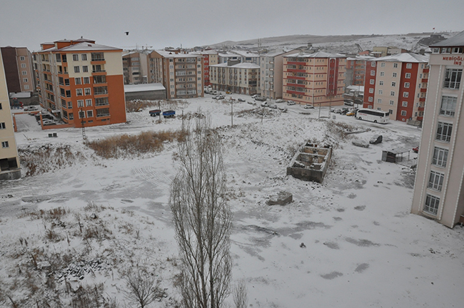 kars’ta-kar-ve-tipi-hayati-olumsuz-etkiledi-(2).jpg