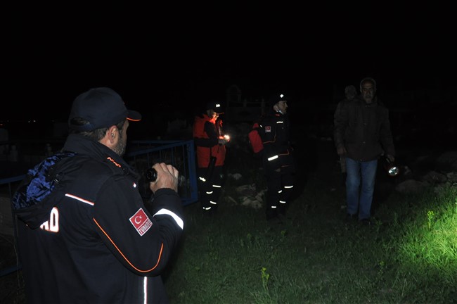 kars’ta-kaybolan-engelli-genci-arama-calismasi-suruyor-(7).jpg