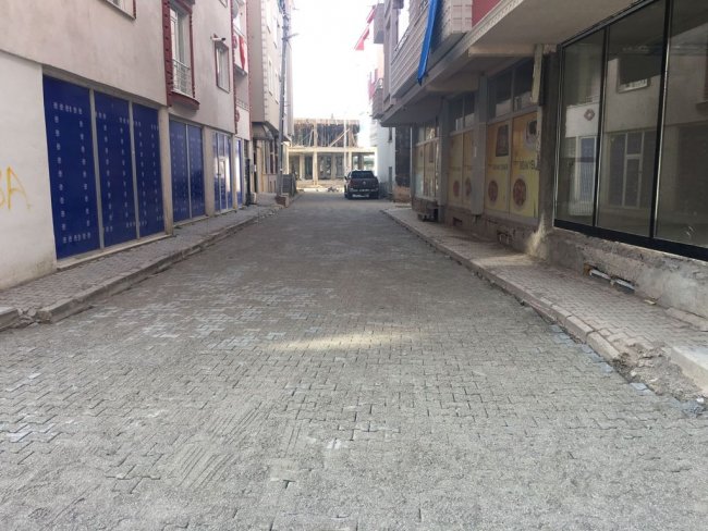 kars’ta-kilit-parke-yol-yapim-calismalari-devam-ediyor-(2).jpg