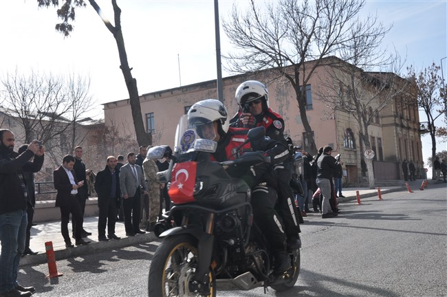 kars’ta-motosikletli-polis-timleri-goreve-basladi-(12).jpg
