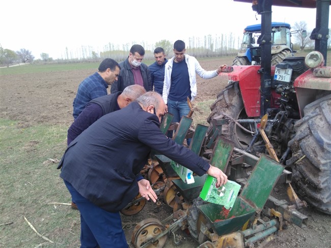 kars’ta-seker-pancari-ekimi-basladi-(2).jpg