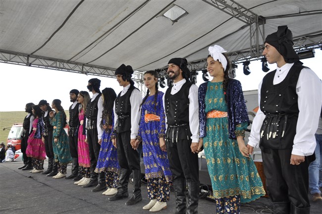 kars’ta-serhat-doga-ve-kultur-festivali-yapildi-(27).jpg