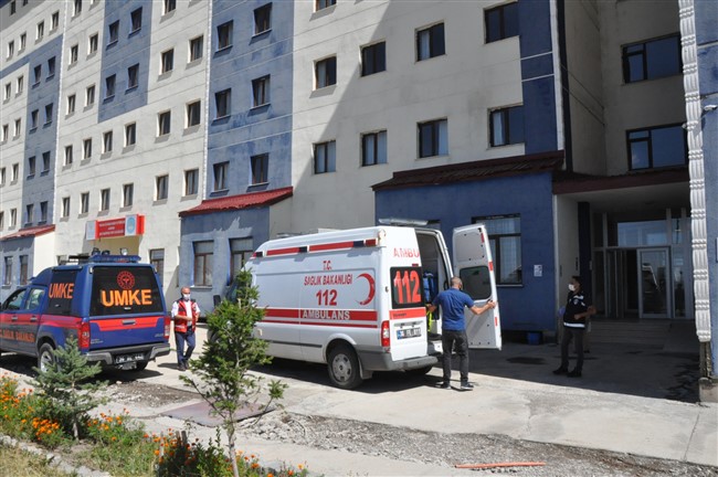 kars ta yurtta karantina sureci basladi