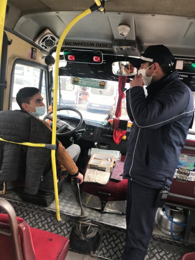 kars-belediyesi-covid-19-denetimlerini-surduruyor-(3).jpg