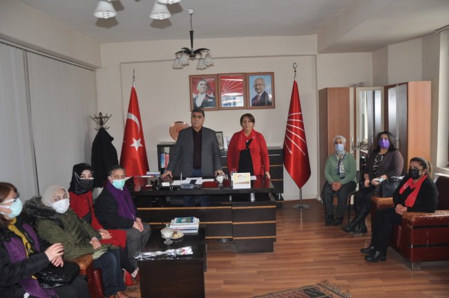 kars-chp-kadinlar-icin-tek-ses-oldu!-(2).jpg