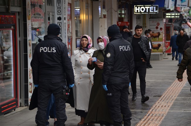 kars-emniyet-mudurlugu’nden-koronavirus-tedbirleri-(4).jpg