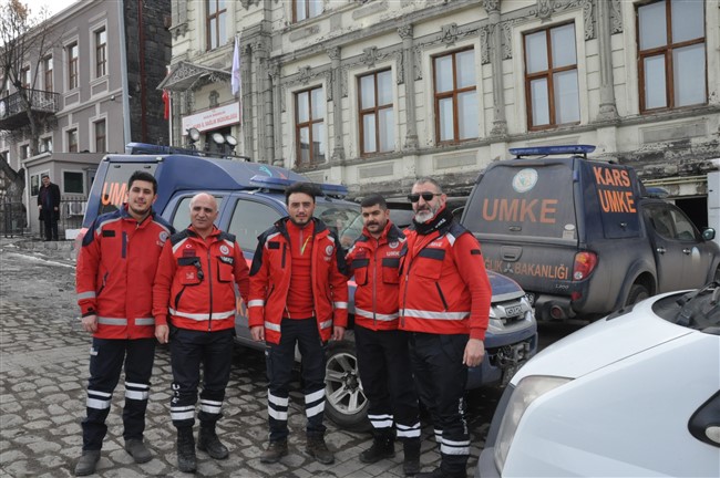 kars-umke-ekibi-sinirda!-(2).jpg