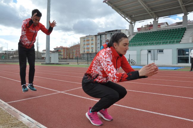 karsli-milli-atlet-tugba-toptas,-avrupa-sampiyonasina-hazirlaniyor-(5).jpg