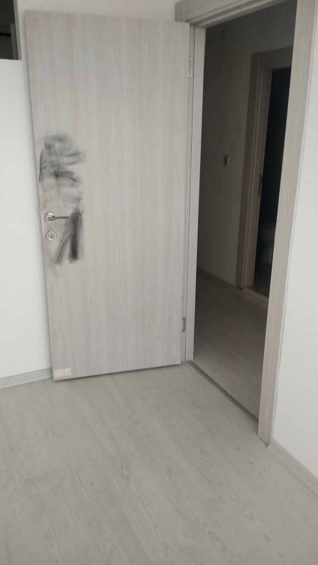 kisitlamayi-firsat-bilen-hirsizlar-apartlara-dadandi-(4).jpg