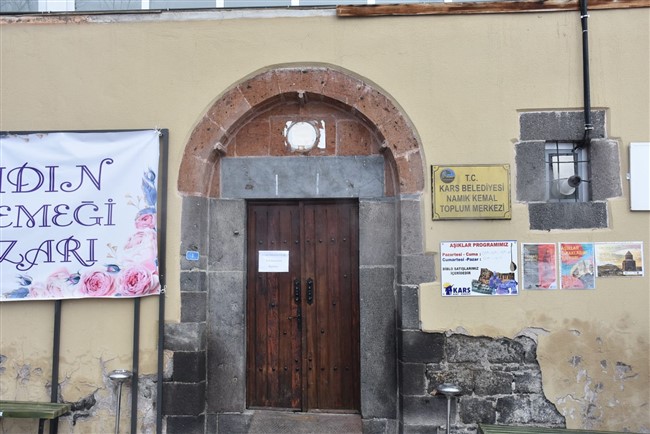 namik-kemal-toplum-merkezi-ziyaretciye-kapatildi-(3).jpg