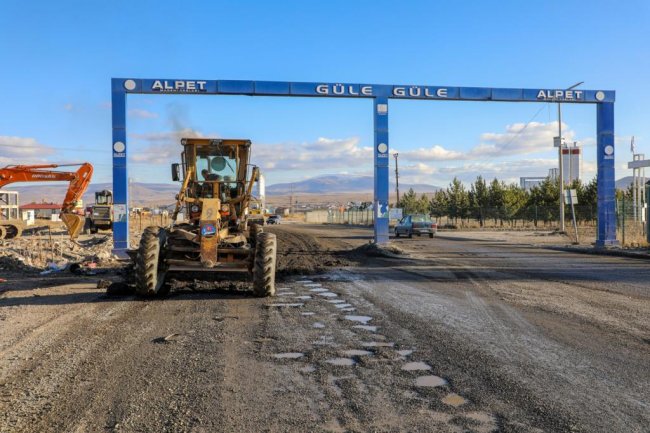 sanayi-yolunda-gecici-calisma-basladi-(2).jpg