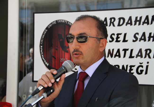 10.20130911165316..gif 10.20130911165316..gif