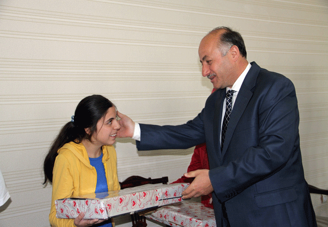 4.20130806171447..gif 4.20130806171447..gif