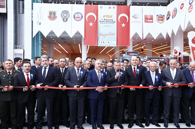 7.-karayolu-trafik-guvenligi-sempozyum-acilisi-(1).jpg