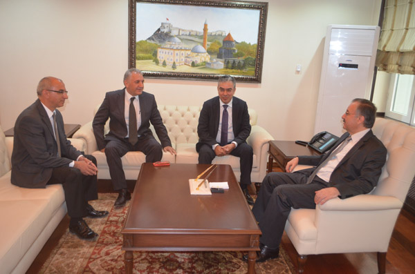 adaylardan-resmi-kurum-ziyareti--(2).jpg