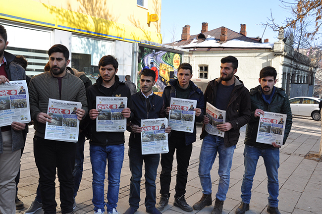ak-gencler-kilicdarogluna-evet-gazetesi-gonderdi-(4)-001.jpg