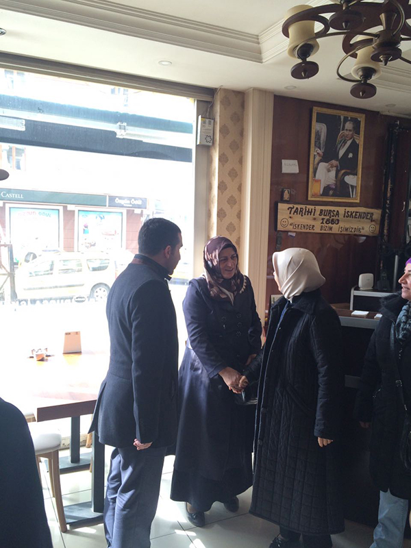 ak-parti’den-esnaf-ve-halk-ziyareti!-(3).jpg
