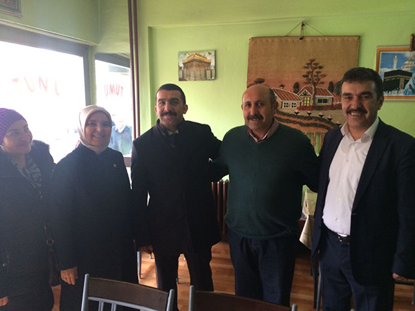 ak-parti’den-esnaf-ve-halk-ziyareti!-(8).jpg