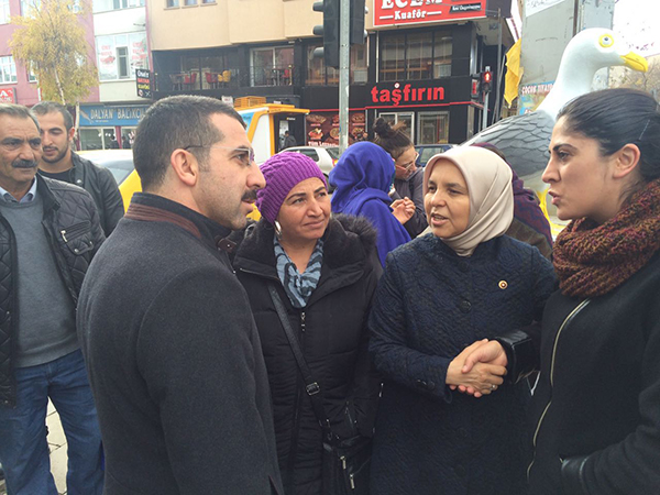ak-parti’den-esnaf-ve-halk-ziyareti!-(9).jpg