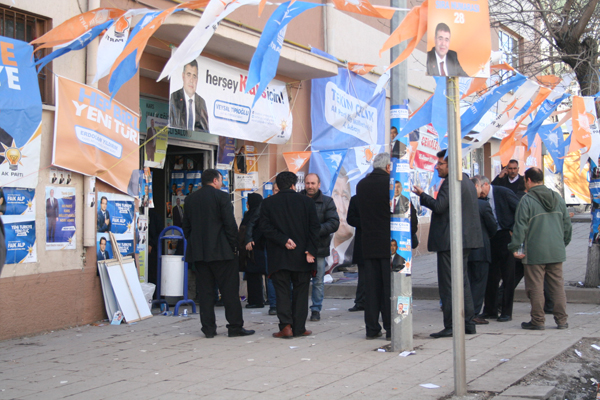 ak-parti-2.-kez-temayul'e-gitti!-(7).jpg