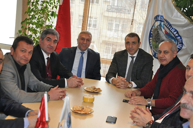 ak-parti-altindag-ilce-baskani,-kars-ardahan-igdir-dernekler-federasyonu’nu-ziyaret-etti-(3).jpg
