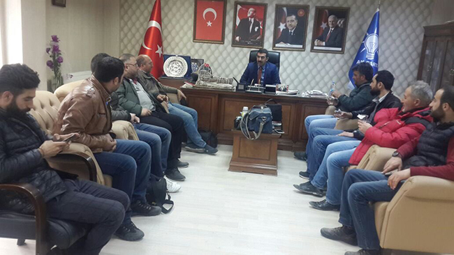 ak-parti-il-baskani-adem-calkin-kars-halkina-tesekkur-etti-(2).jpg