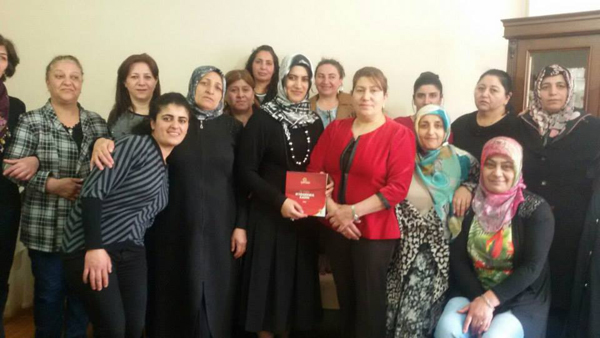 ak-parti-kadinlar-arasinda-esitligi-sagladi-(3).jpg