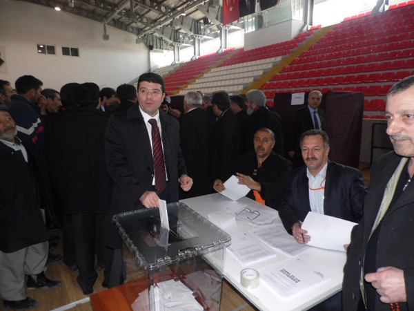 ak-parti-kars-il-baskanligi'nda-temayul-heyecani!-(9).jpg