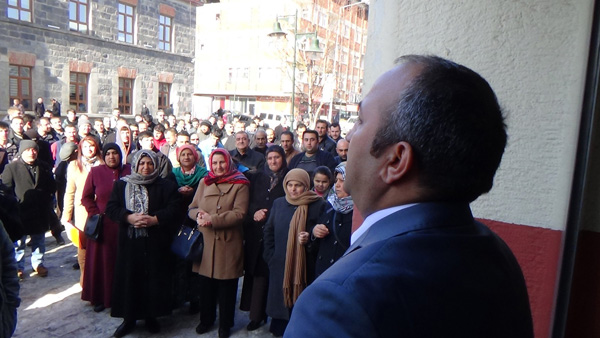 alparslan-yuce-ak-partiden-aday-adayi-(2).jpg