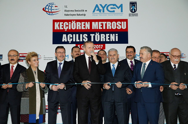 ankaralilarin-heyecanla-bekledigi-kecioren-metrosu-hizmete-acildi-(1).jpg