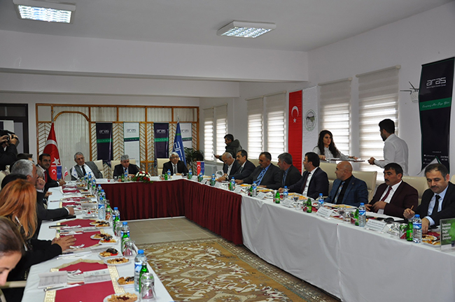 aras-elektirik-yatirim-degerlendirme-toplantisi-yapildi-(1).jpg