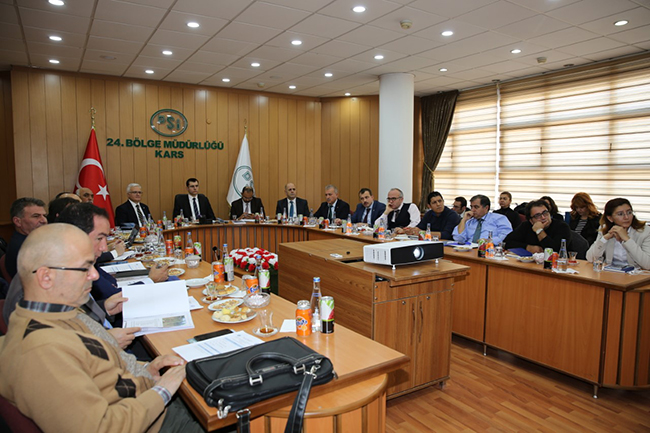 aras-havzasi-taskin-yonetm-plani-degerlendirme-toplantisi-yapildi-(2).jpg
