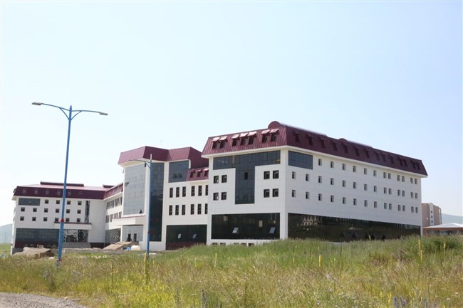 ardahan-universitesine-yeni-fakulte!-(3).jpg