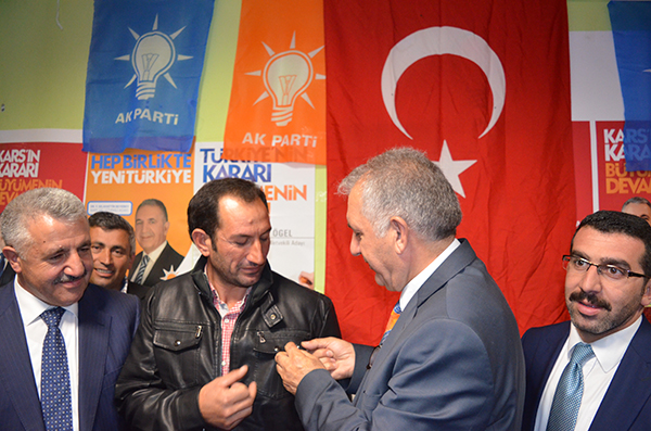 arpacay’da-ak-parti-ruzgari-esti!-(3).jpg