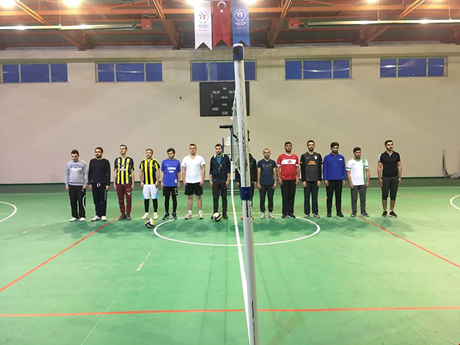 arpacay’da-voleybol-turnuvasinin-odulleri-afrin’e--(4).jpg