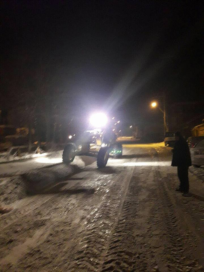 arpacay-belediyesi’nin-karla-mucadelesi-(1).jpg