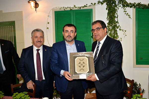 arslan,-bakan-unal-ve-kafkasya-turizm-ile-berlinde!-(5).jpg