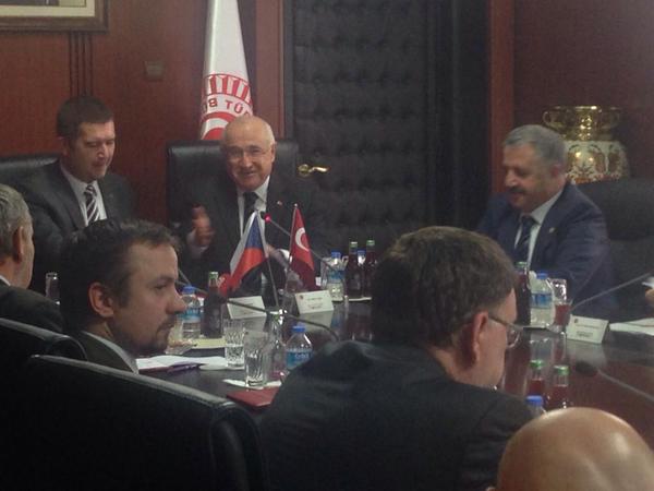 arslan,-cicek-ve-hamacek-ile-toplantiya-katildi!-(1).jpg