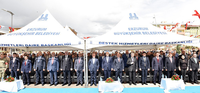 azerbaycan-bulvari-ve-ilham-aliyev-parki-acildi-(2).jpg