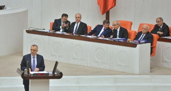 bakan-agbal-ak-parti-demek-mega-proje-demek.jpg