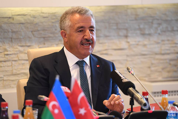 bakan-arslan,-“baku-tiflis-kars-projesi-sadece-ekonomik-ve-ticari-degil”-(4).jpg